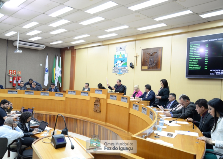 Plenário da Câmara de Vereadores de Foz. Foto: CMFI/Divulgação