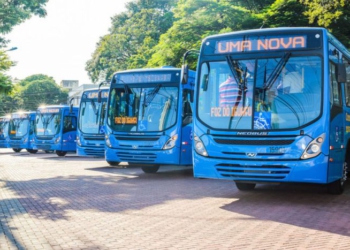 Ônibus com ar condicionado que circularam em Foz e depois foram vendidos. Foto: PMFI