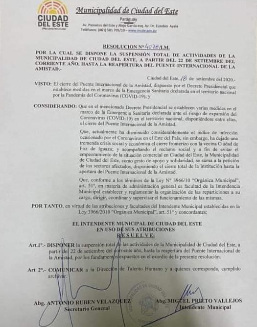 Decreto assinado pelo prefeito de Ciudad del Este.