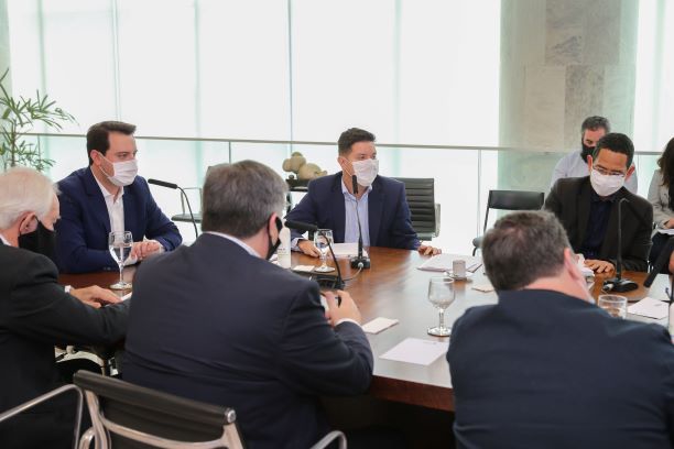 O governador Carlos Massa Ratinho Junior participa nesta segunda-feira (21) da reunião com a equipe de governo. 21/09/2020 - Foto: Geraldo Bubniak/AEN
Foto: Geraldo Bubniak