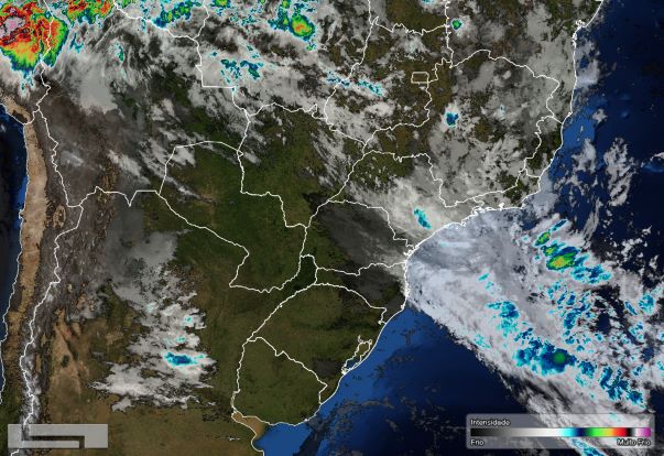 Foto de satélite divulgada pelo Simepar nesta sexta-feira (30)