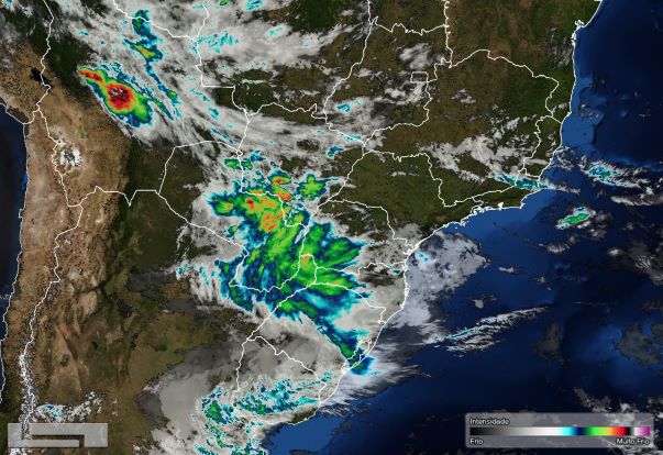 Foto de satélite divulgada nesta segunda-feira pelo Simepar