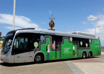 Ônibus movido a biometano. Foto: PMFI/Divulgação