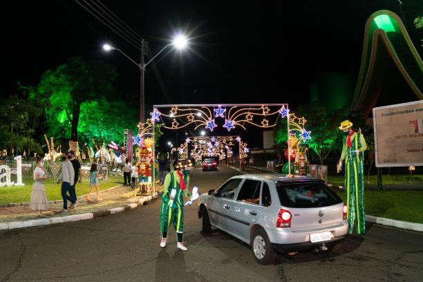 Drive thru do Natal de Luzes da Itaipu. Foto: Sara Cheida/Divulgação