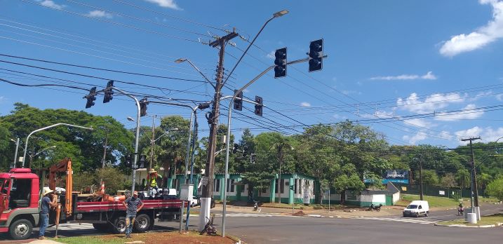 Semáforos inteligentes instalados na Vila A. Foto: Não Viu?