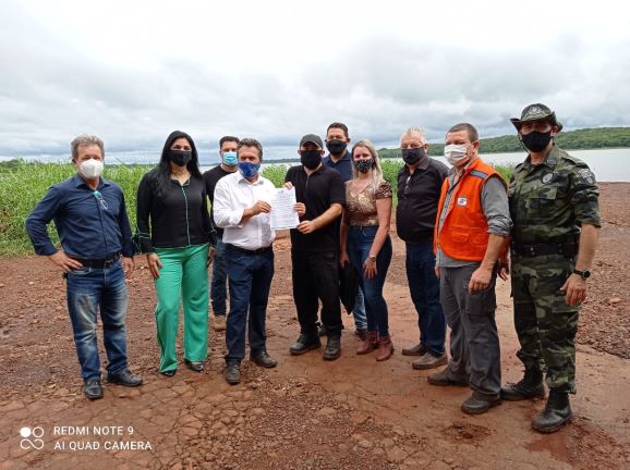 Recorte e guarde: esses são os autores da promessa. Foto: PMFI