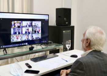 Vice-governador em teleconferência na sexta-feira. Foto: assessoria