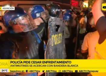 Protesto de ontem à noite. Foto: Reprodução/Twitte