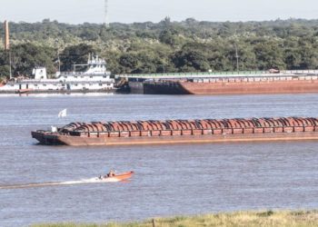 Exportação de grãos  pelo Rio Paraná. Foto: divulgação/IP