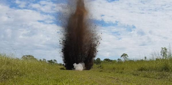 Destruição de pistas de pouso clandestinas. Fotos: SENAD/Divulgação