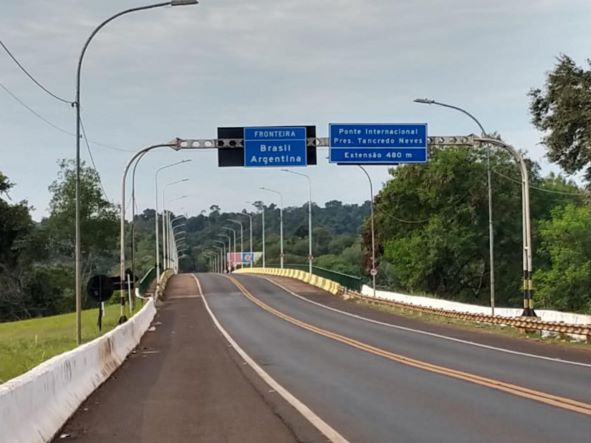 Ponte Tancredo Neves. que liga Foz do Iguaçu a Puerto Iguazú, na Argentina. Foto ilustrativa: PMFI/Divulgação