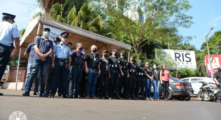 Equipe responsável pela operação. Foto; Prefeitura de Ciudad del Este/Divulgação