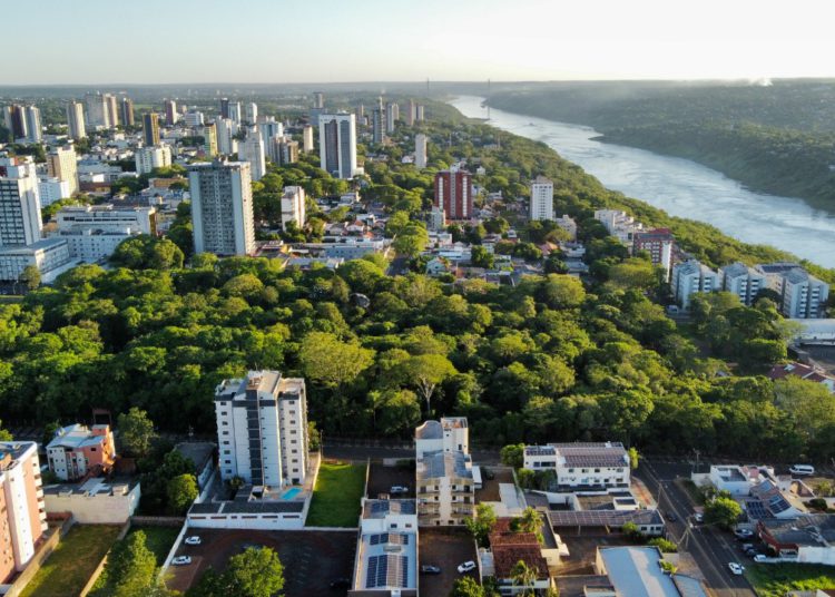 emprego foz iguaçu