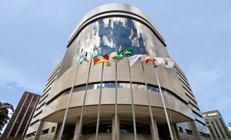 Fachada do prédio do TRF4, em Porto Alegre. Foto: divulgação