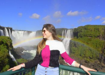 Turista nas Cataratas do Iguaçu. Foto: Divulgação/Alexandre Soto #FotoEquipeCataratas