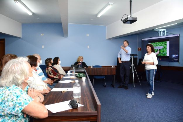 A Reitora Professora Rosicler Hauagge do Prado e o Pró-reitor Prof. Doutor Fábio Prado que é Conselheiro de Administração da AIUTA, receberam os participantes. Foto: UDC/Divulgação