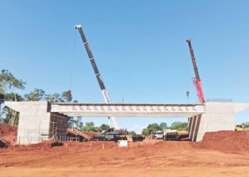 Viaduto da perimetral em construção. Foto: DER