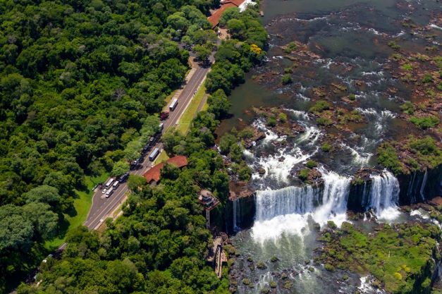 Cataratas deo Iguaçu. Foto: Bruno Bimbato/Parque Nacional do Iguaçu
