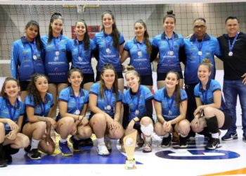 Time de vôlei Sub 17 de Foz