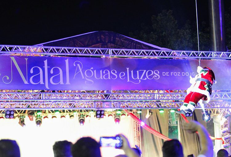 Abertura do Natal de Águas e Luzes 2021. Foto: Christian Rizzi/PMFI