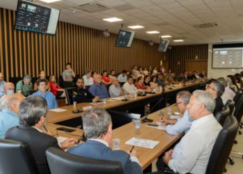 Reunião no Codefoz. Foto: Marcos Labanca/Divulgação