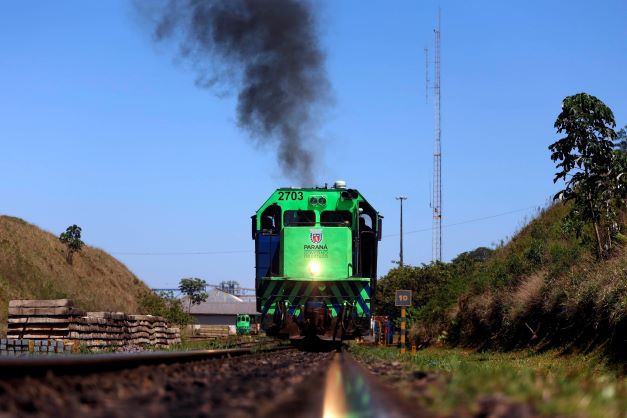 A Estrada de Ferro Paraná Oeste S/A, ou Ferroeste, é uma empresa ferroviária estatal brasileira criada em 15 de março de 1988, que tem como principal acionista o estado do Paraná. Está no ranking das 500 maiores empresas do Sul do Brasil e entre as 100 maiores do Paraná. Seu centro de operações está localizado em Cascavel
Foto: Albari Rosa/AEN