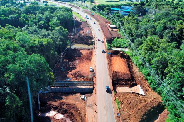 Obras de duplicação da Rodovia das Cataratas. Foto: DER