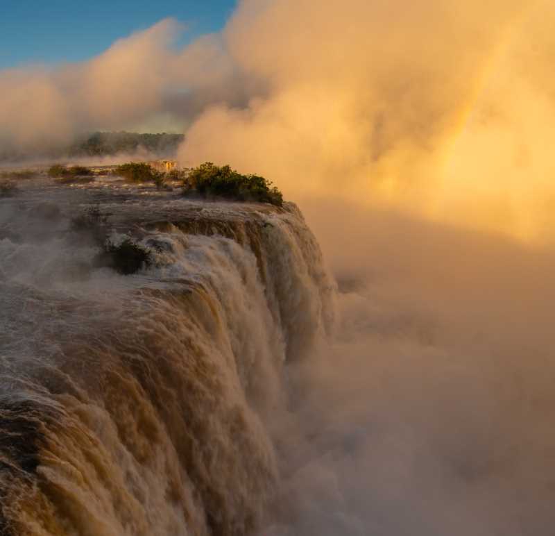 Amanhecer nas Cataratas do Iguaçu. Foto: divulgação