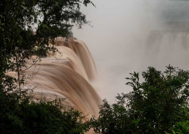 Vazão das Cataratas do Iguaçu nesta sexta (14), Foto: Nilmar Fernando #FotoEquipeCataratas