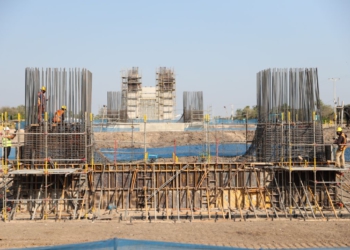 Estágio atual da construção. Fotos: Itaipu Binacional, margem paraguaia