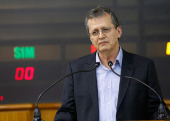 Professor Angelo Agostinho. Foto: Câmara Municipal de Maringá