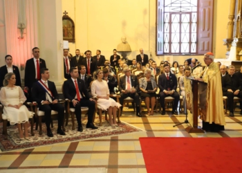 Celebração de missa na Catedral Metropolitana. Foto: Agência IP