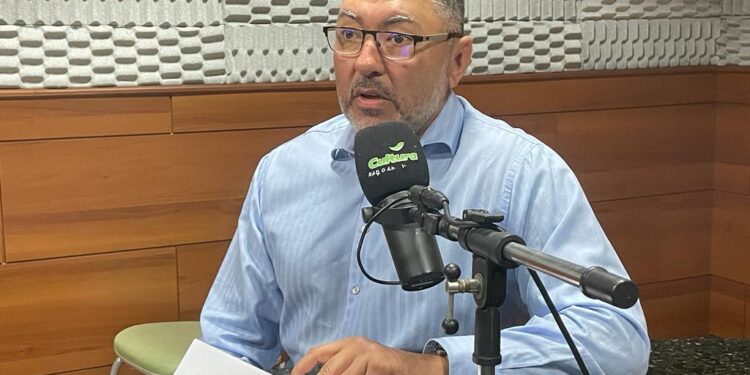 Promotor Mafra em entrevista à Rádio Cultura. Foto: Rádio Cultura.