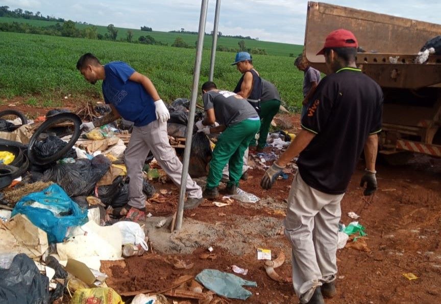 Limpeza de terrenos pela prefeitura para posterior instalação de câmeras de segurança. Foto ilustrativa: arquivo/PMFI