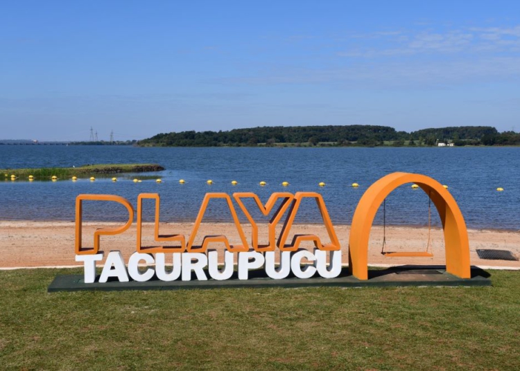 Praia foi construída e será mantida com recursos da Itaipu paraguaia. Foto: divulgação IB