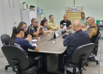 Reunião para reforças segurança. Foto: PMFI