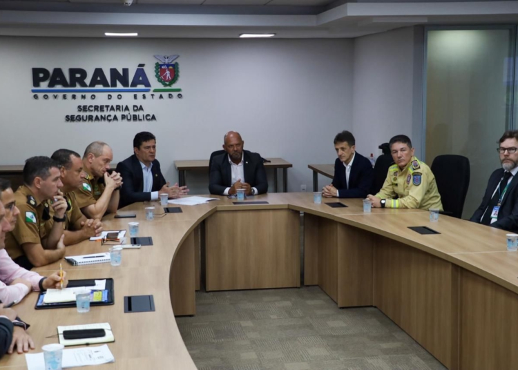 Moro em reunião com o secretário de Segurança Pública do Estado do Paraná, Coronel Hudson Teixeira. Foto: divulgação