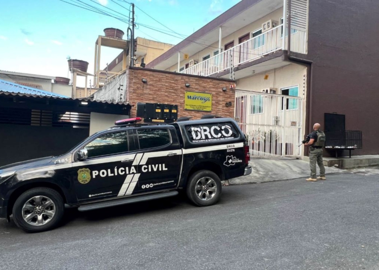 Polícia Civil do Amazonas em operação da investigação conduzida pela PCPR contra grupo de falso consórcio.
Foto: PCPR