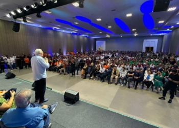 Convenção de definiu Mac Donald candidato a prefeito de Foz. Foto: divulgação