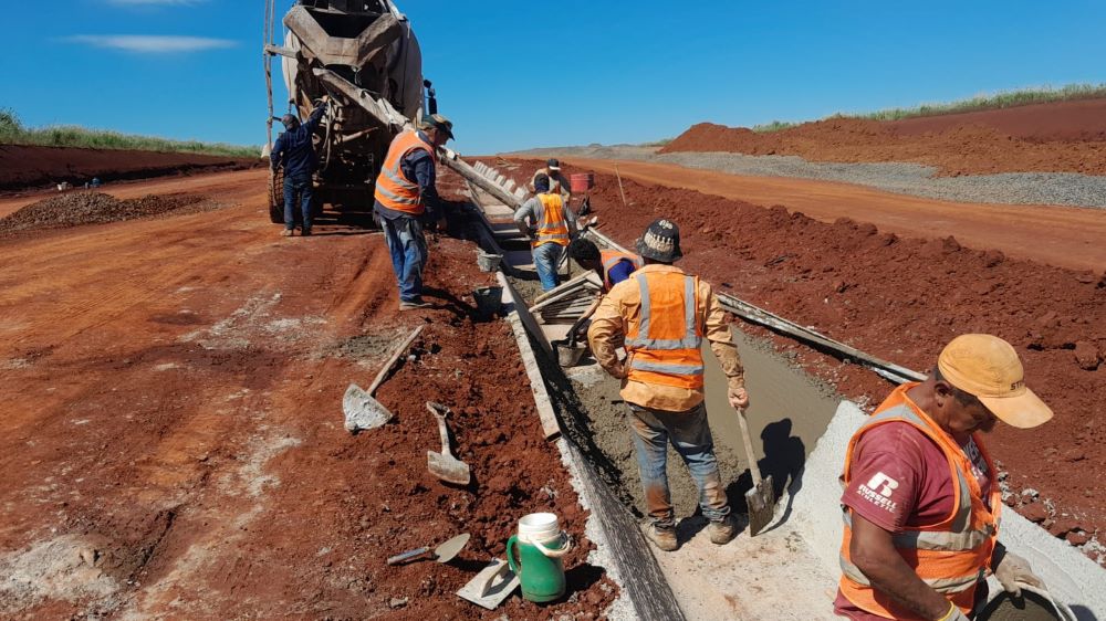 Em alguns trechos, as obras já estão 50% concluídas. Foto: MOPC/divulgação