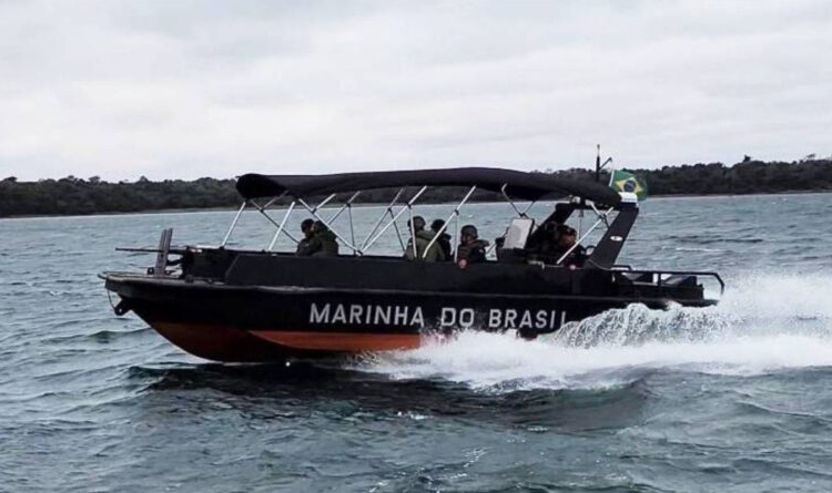 Lancha blindada está patrulhando o Lago de Itaipu. Foto: divulgação