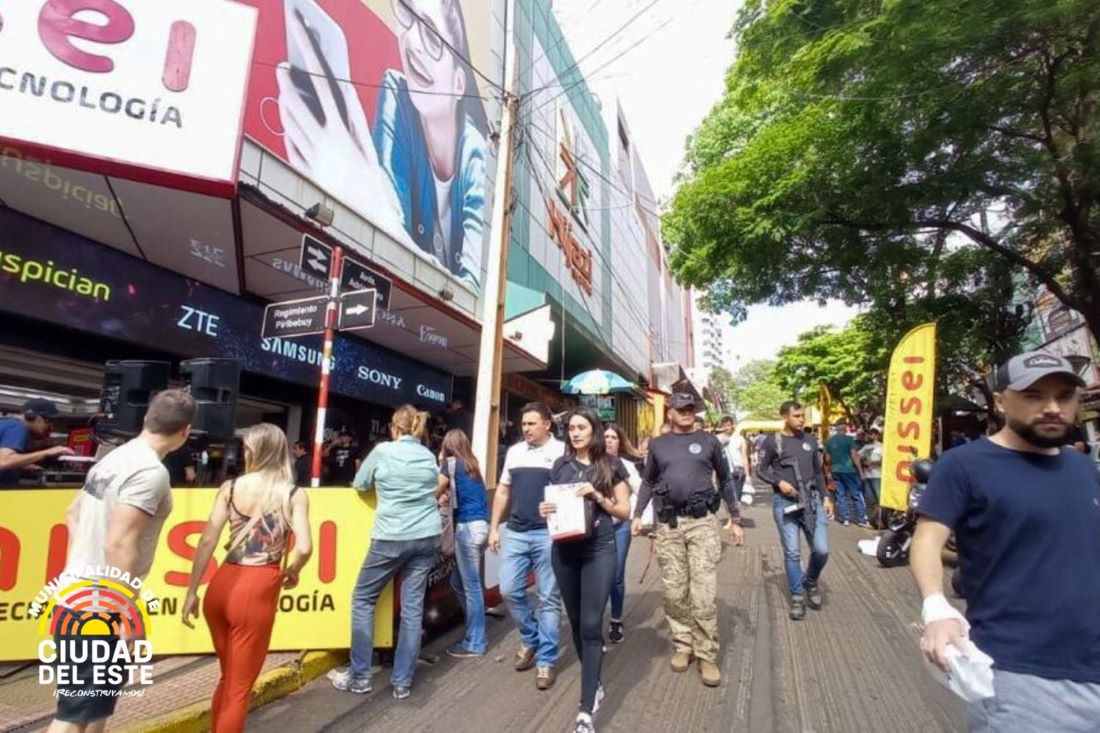 Além da flutuação do câmbio, a atuação dos falsos guias estão afastando os compradores brasileiros. Foto: Prefeitura de Ciudad del Este