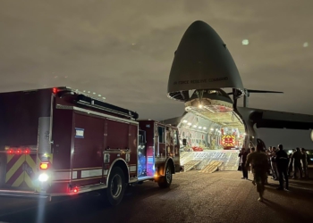 Os equipamentos foram transportados por um Galaxy C-5. Foto: Agência IP/Embaixada dos EUA no Paraguai