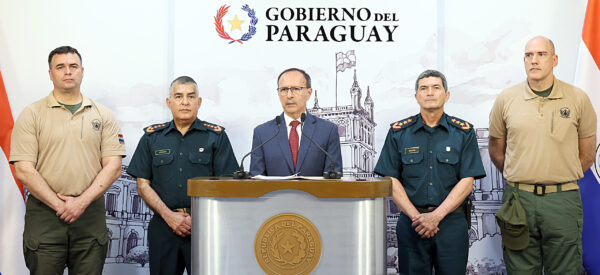 Coletiva de imprensa na manhã desta terça-feira. Foto: Agência IP