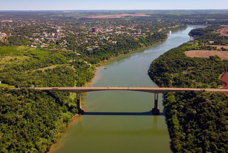 Ponte Tancredo Neves, que liga Foz a Puerto Iguazú. Foto: divulgação/PMFI