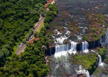 Cataratas do Iguaçu. Foto: Bruno Bimbato/divulgação