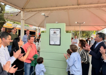 Inauguração da Pista de Caminhada da Avenida JK. Foto: Divulgação/PMFI