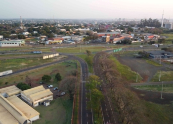 Trevo do CTG Charrua fechado desde 2019. Foto: PMFI