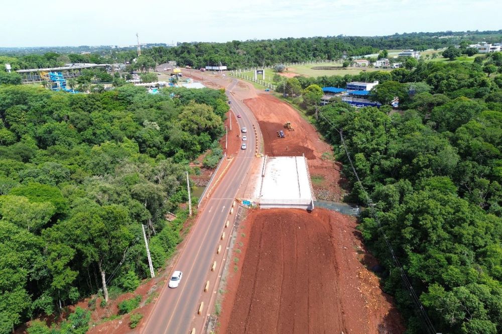 Obras de duplicação da Rodovia das Cataratas. Foto: DER~PR