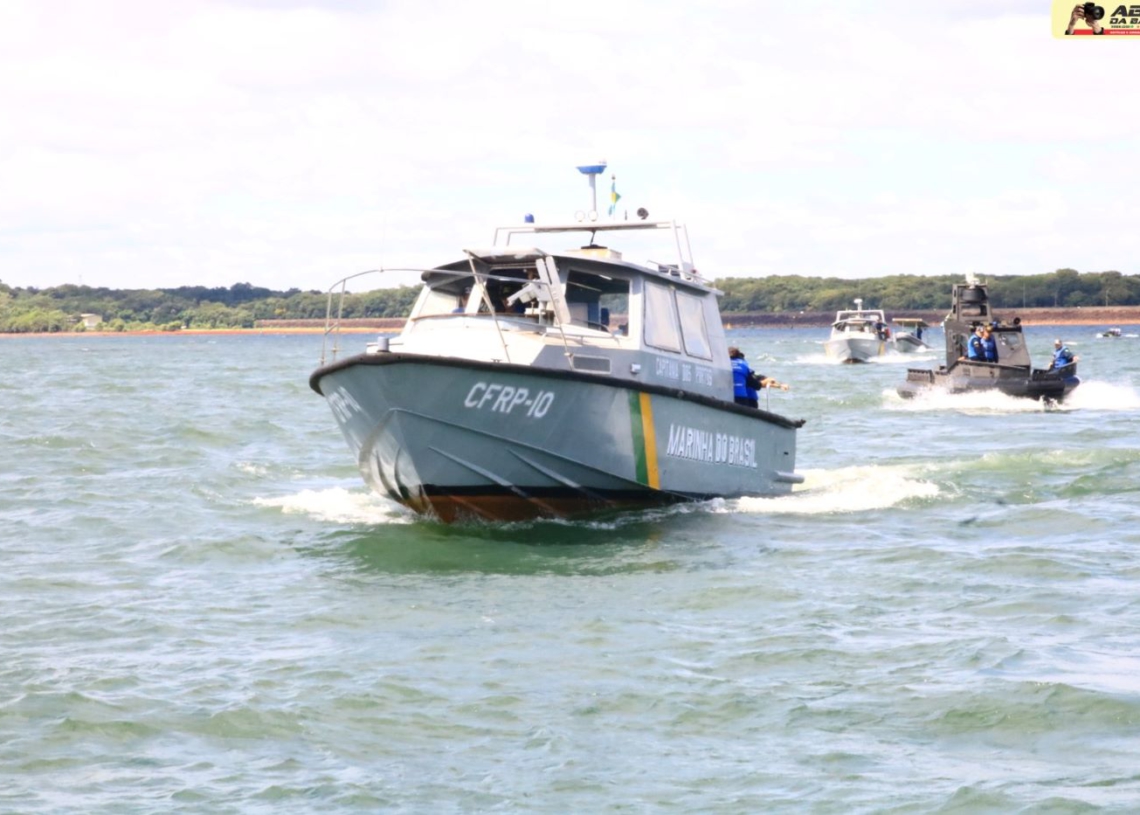 Fiscalização da Marinha no Lago de Itaipu. Foto: Abel da Banca/divulgação